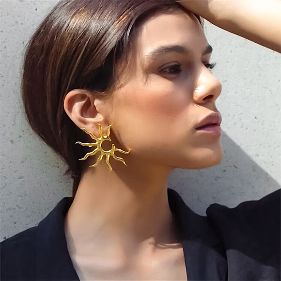 🔵𝟲𝟱%𝗢𝗙𝗙 𝗯𝘂𝗻𝗱𝗹𝗲𝘀 𝟯+🔵 NEW Large Solar Drop Earrings - Picture 4 of 10